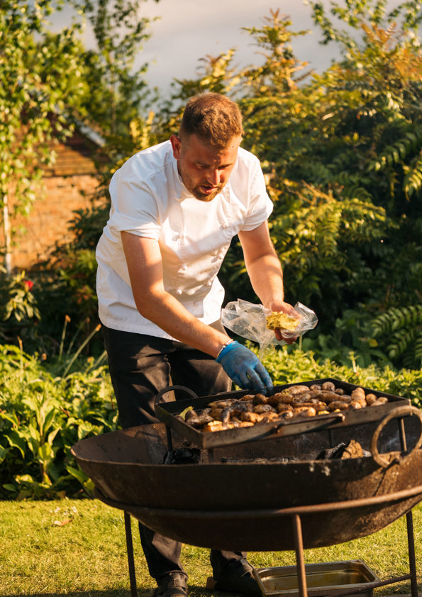 Feast Over Fire At The Farmhouse At Redcoats 107