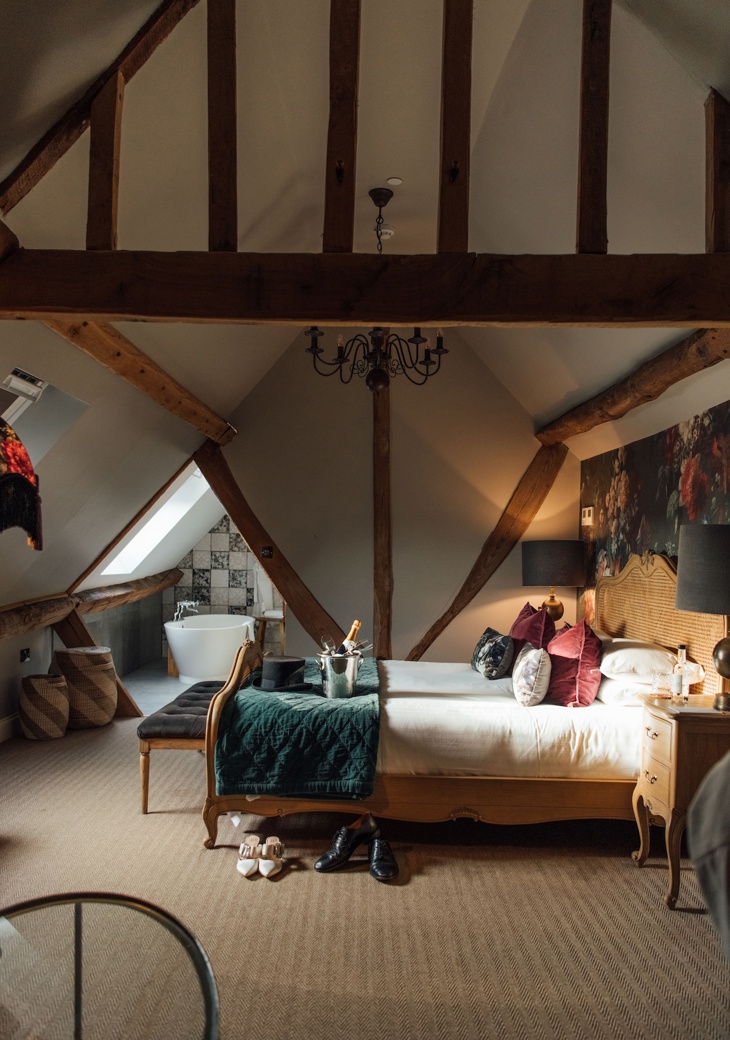 TFH Honeymoon Suite 25