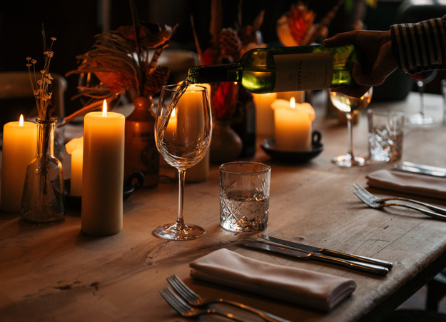 Farmhouse At Redcoats Feasting Dinner 34